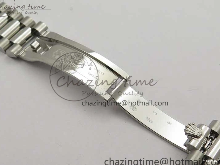 on SS SS Dial Day-Date Dial Green 904 New Markers Bracelet A2836 228239 Version BP 40mm President Stick 0313